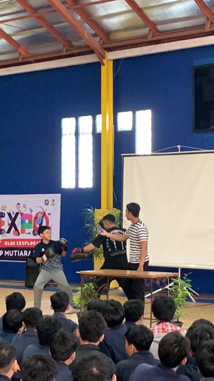 Kelas Muay Thai Totolab