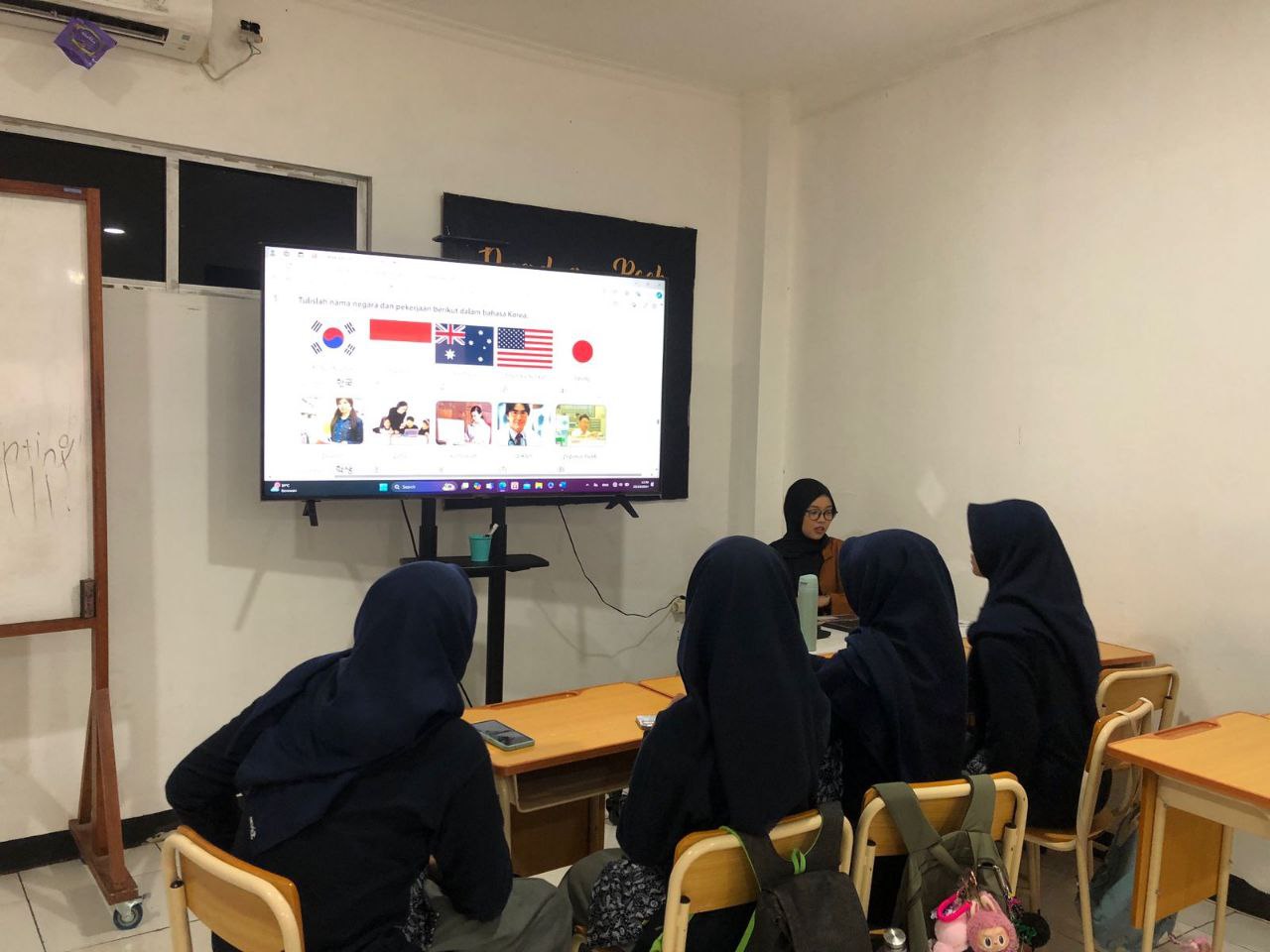 Kelas Bahasa Korea Totolab